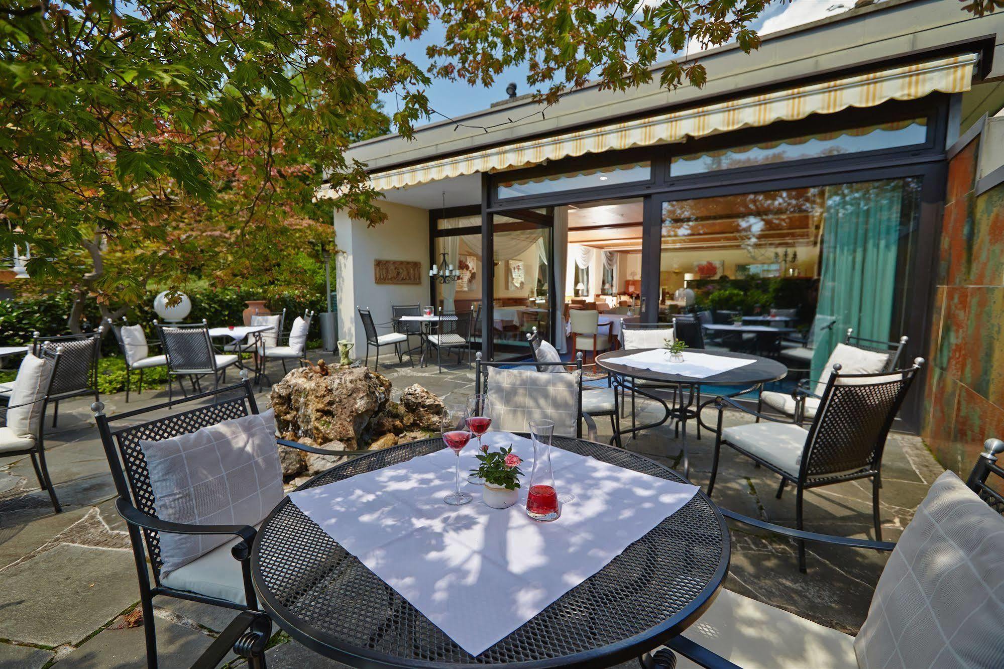 Hotel Ambiente Бад-Беллинген Экстерьер фото