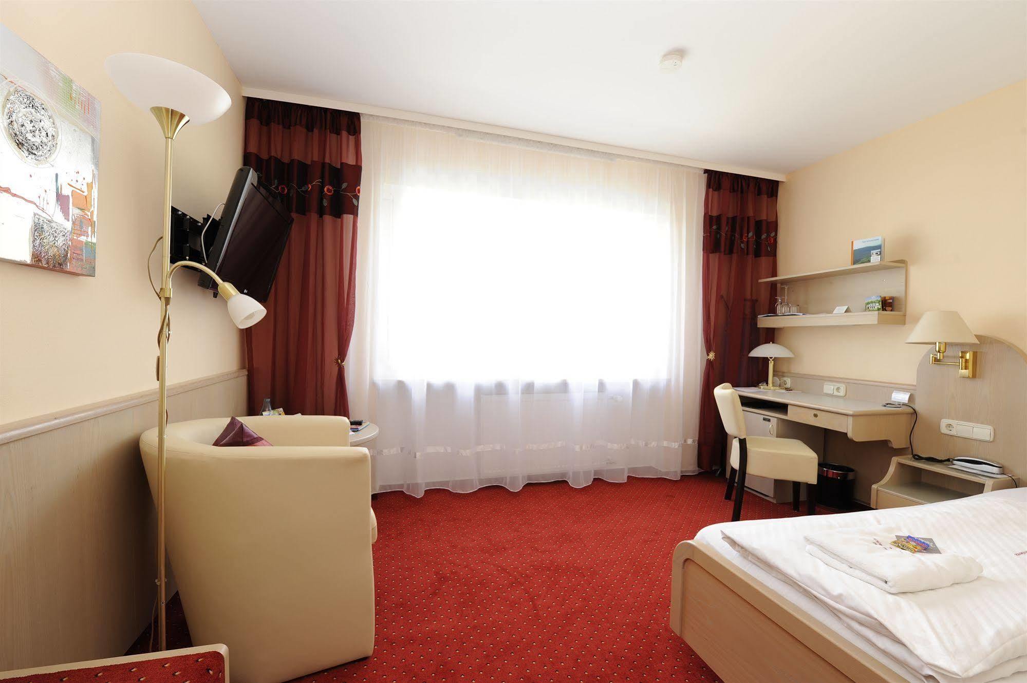 Hotel Ambiente Бад-Беллинген Экстерьер фото